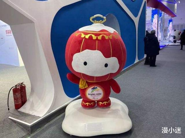 冰墩墩|冬奥吉祥物大揭秘，冰墩墩和雪容融究竟是男还是女？官方答案来了