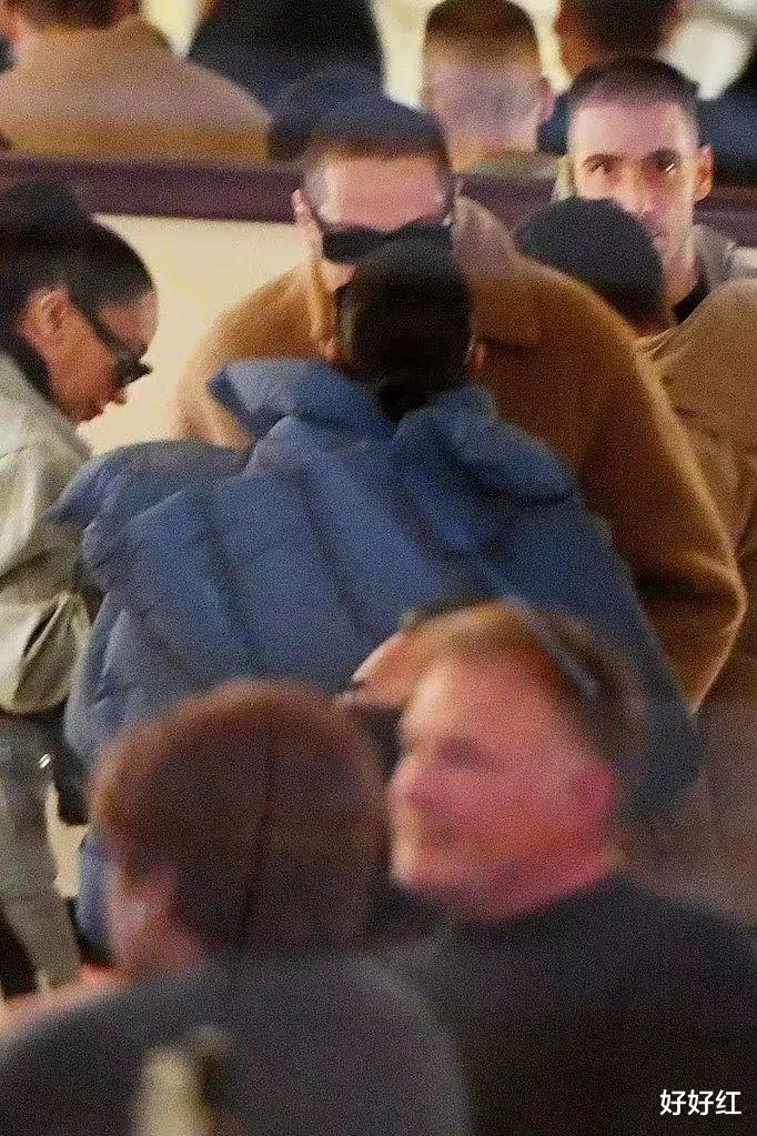 金·卡戴珊|跪舔求复合、“活埋”前妻新欢：官宣离婚后，他彻底疯了