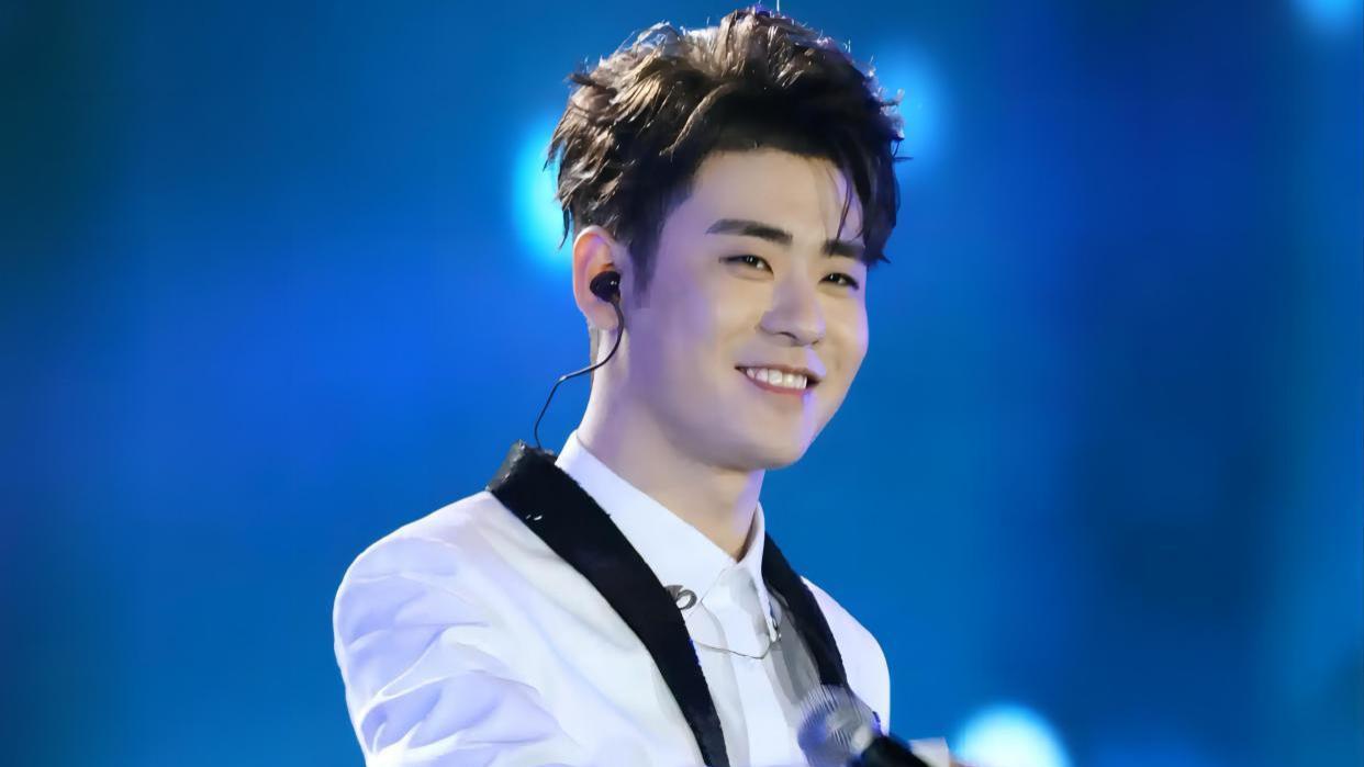 张云雷|点评张云雷之一：惊艳的才艺水平，在当今曲艺圈新生代中无出其右