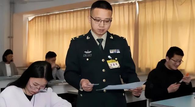 文职|军队文职招聘开启,结果遭遇“滑铁卢”,为何月薪过万仍不受待见