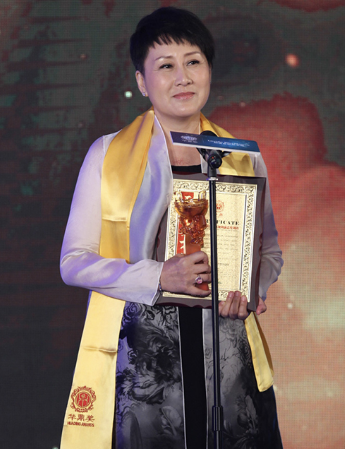 杨志刚|明明演技一般，却被吹捧“老戏骨”，这9位演员，演什么都一个样！