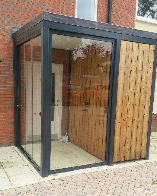 早知我家盖房,也在入户门前加个小房间了!鞋全放这儿,室内清爽