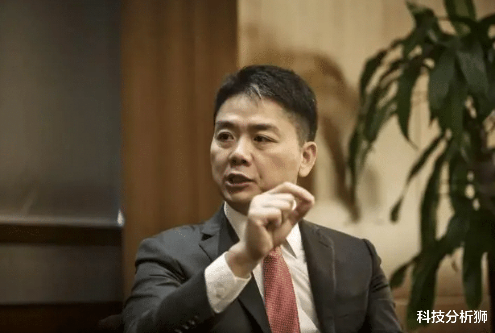 刘强东|再次收获1000亿,刘强东赢麻了,然而这还不是最重要的!