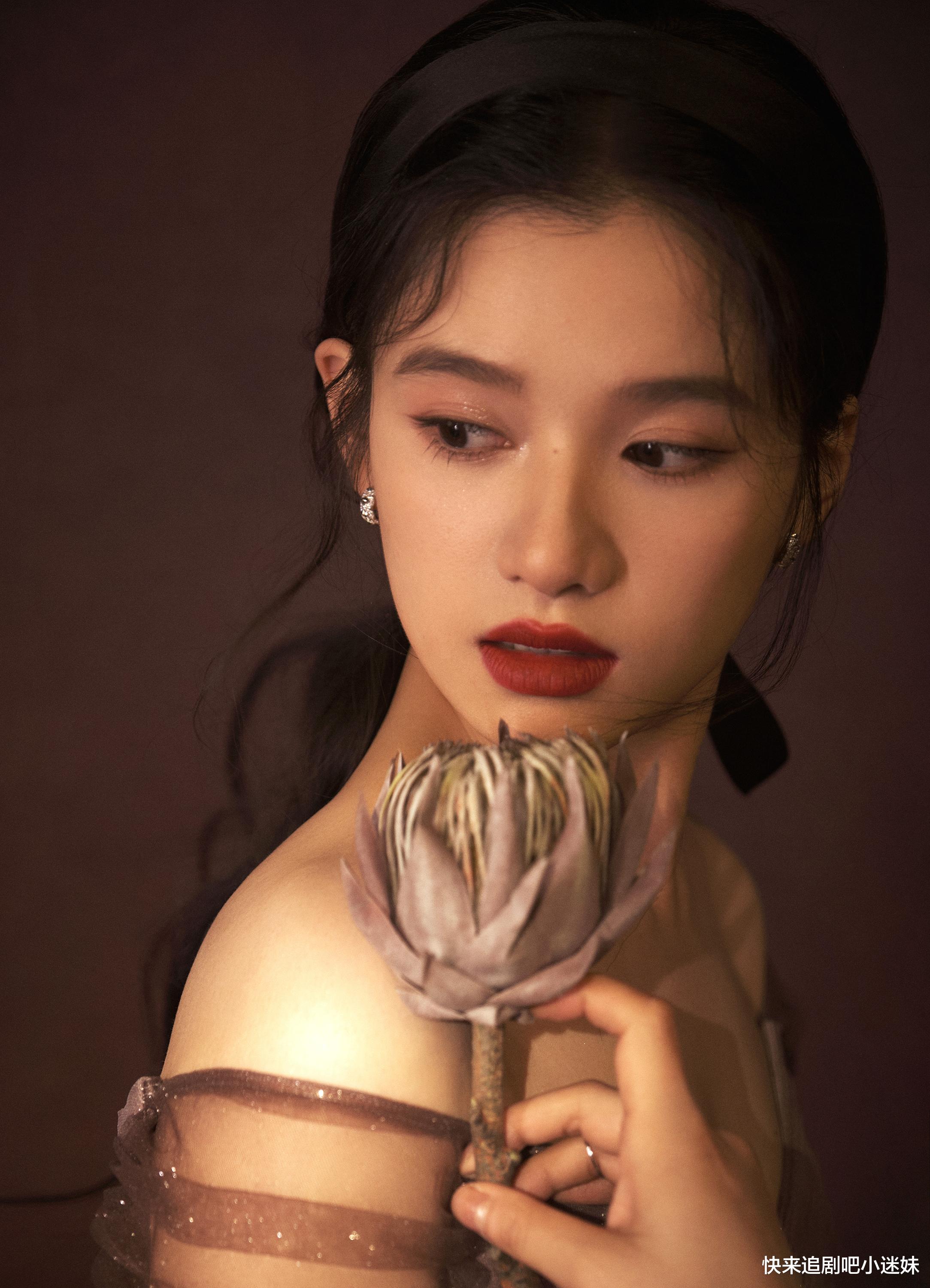 黄景瑜|《他从火光中走来》开机,黄景瑜出演消防员,95后小花出演女主角