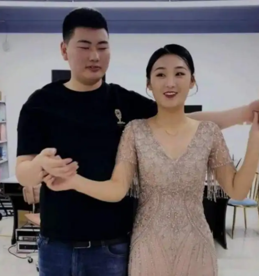 朱之文|大衣哥新院子内景曝光，大院套着三个小院，曾为朱小伟陈亚男准备