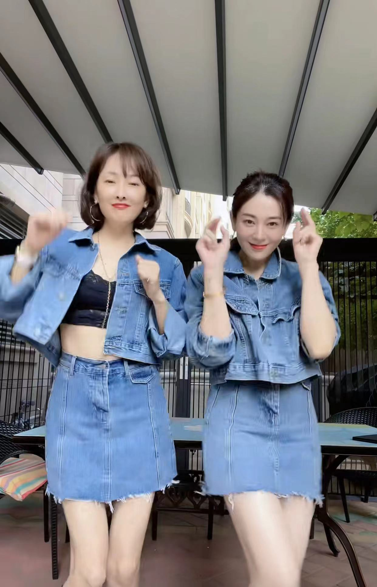 牛莉|牛莉懒理整容风波甜蜜庆七夕!穿百元衣白得发光,富豪老公罕露面