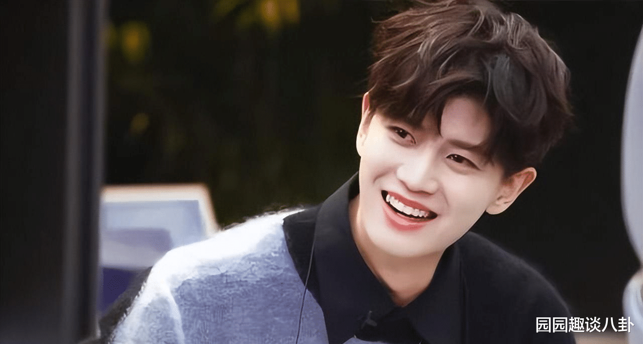 迪丽热巴|《与君》收官, 任嘉伦自曝经常被热巴的微信吵醒, 原因笑掉大牙