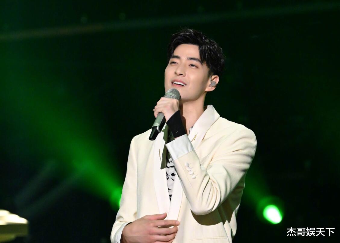 天赐的声音|乐评人的“尬笑”,意味着《天赐的声音》在走下坡路