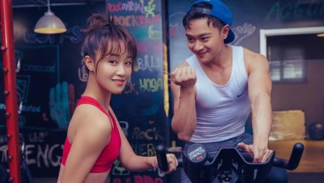 蒋依依|“上海名媛”蓝盈莹:亿万身家不亚于思聪,徐帆都认她做干闺女!