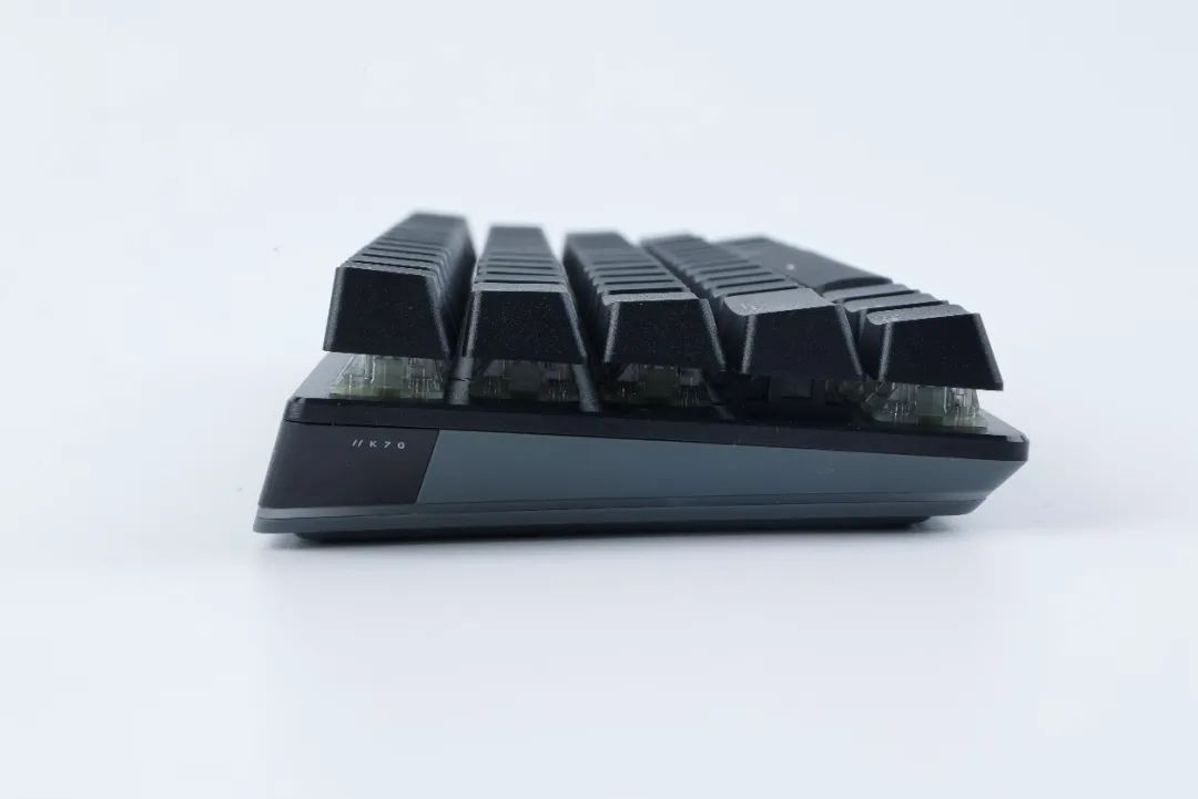 不止于“小”——美商海盗船K70 RPO MINI WIRELESS机械键盘