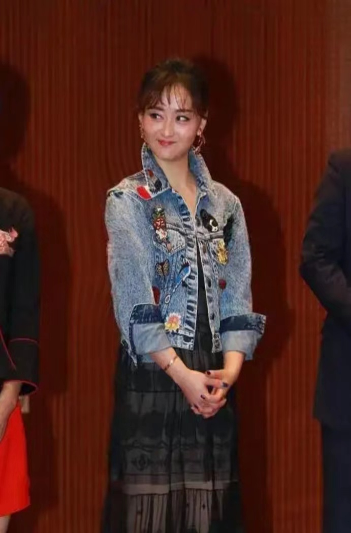 明星素颜|素颜与美颜下的女星，有你喜欢的吗？