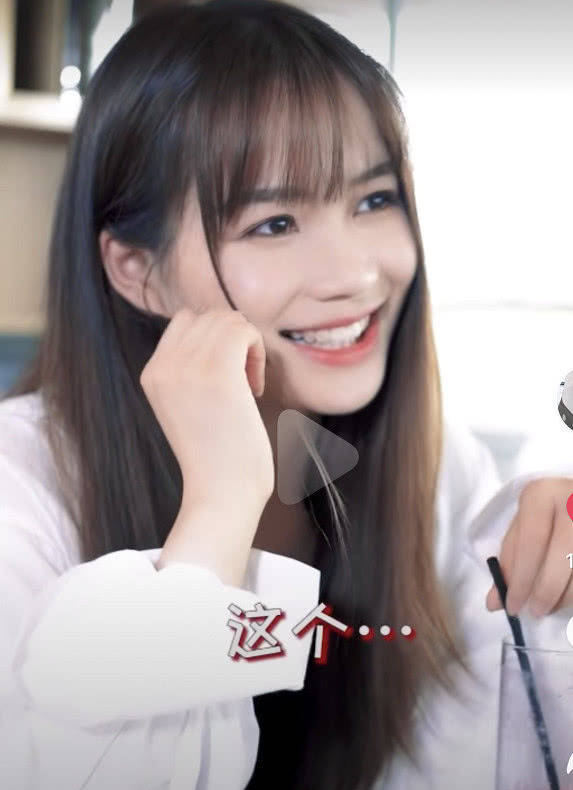 Angelababy|撞脸“baby”走红全网，连发型都故意模仿，笑起来一模一样