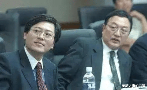 联想|联想柳传志为啥在企业家中有教父之称，但在网民中却是骂声一片？