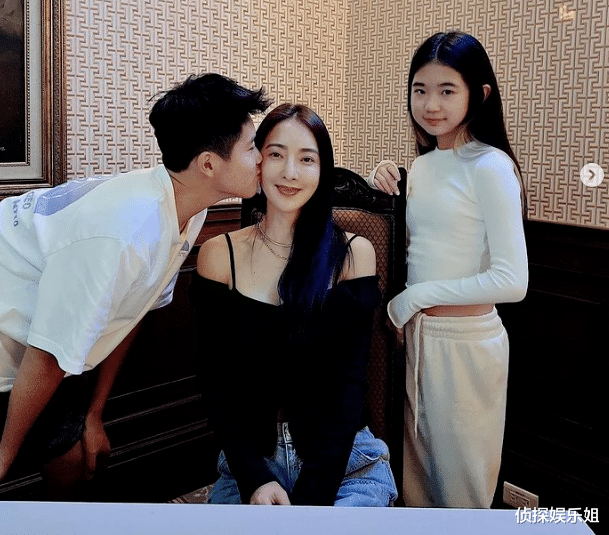 grace|曹格老婆晒女儿近照，11岁Grace穿妈妈泳装，吴速玲猛夸可爱有型