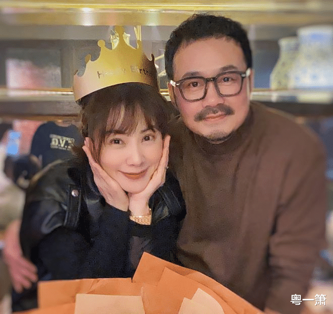 张恒|45岁的广东台美女钱莹,已回归家庭多年,丈夫刘璋牧是一名导演