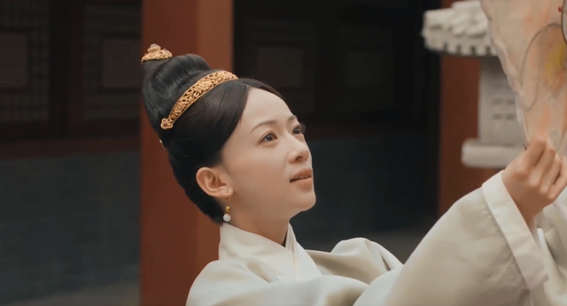 吴谨言|吴谨言在《尚食》里颜值下滑鼻子怪异，许凯也没能逃脱黑眼圈！