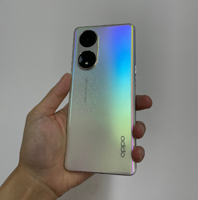 OPPO|2K价位的机型屏幕能有多护眼？看看OPPO这款就知道了