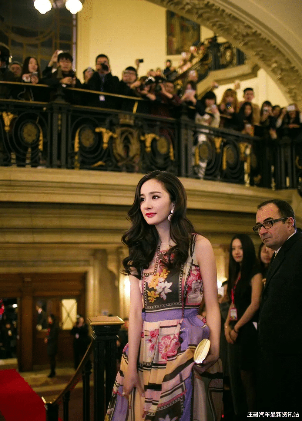 杨幂|从模范夫妻到形同陌路，刘恺威究竟做了啥，能让杨幂受如此打击？