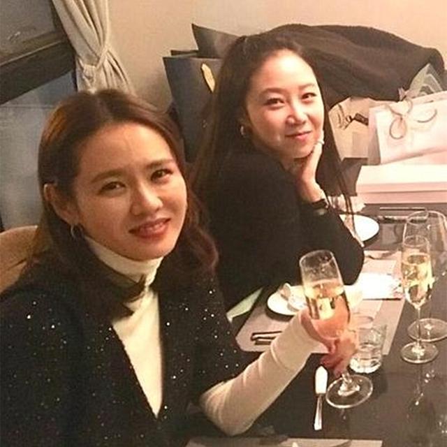 玄彬|玄彬孙艺珍婚礼:新娘落泪、多位“前任”到场、韩剧女王接到花球