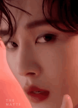 明星 男偶像代言美妆产品，真的不太行