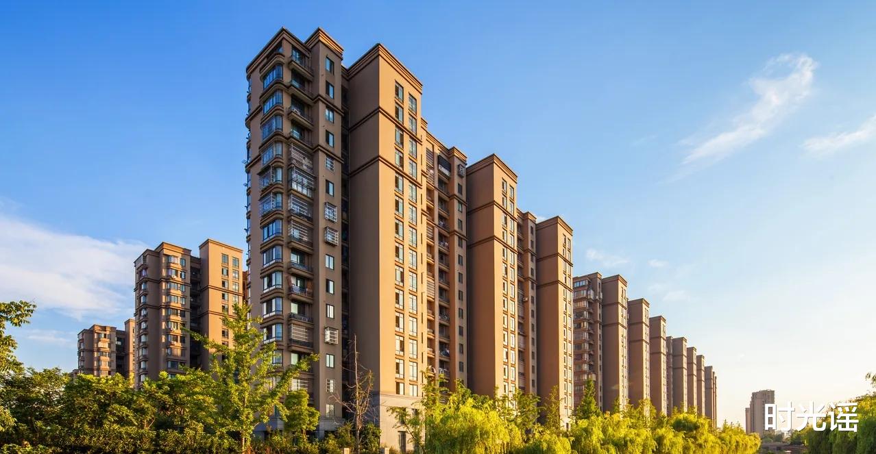 深圳市|卖掉房子1000万,回县城换个150万房子,在县城最好地段200万买个商铺收租金