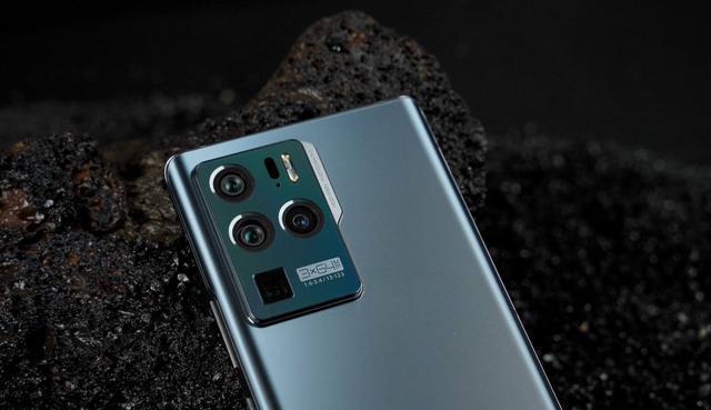 中兴|首款达到18G+1TB存储的5nm旗舰,如今降了1200元,等等党又赢了