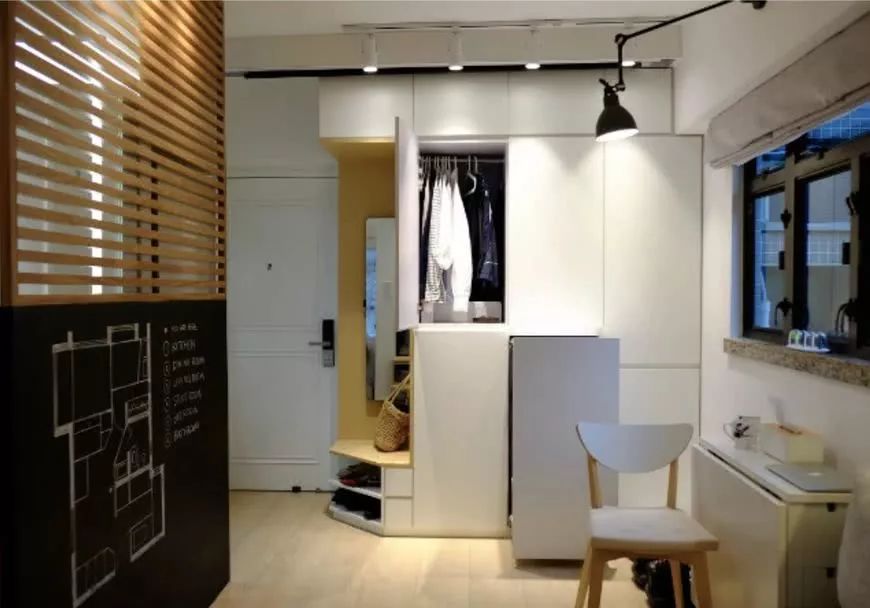 33平小公寓硬是隔成两室一厅，这样的“豪宅”谁见过？