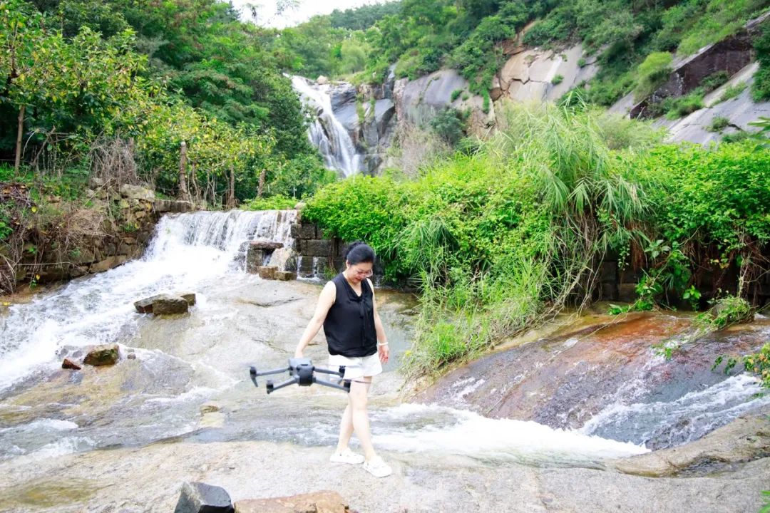 |雨后的海阳瀑布群,壮观
