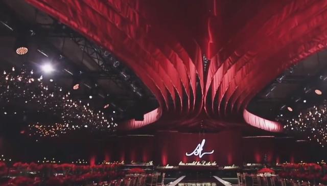 安以轩|安以轩的豪门婚礼：奢华大气！称吃螃蟹爱敲眼睛，4年后豪门梦碎