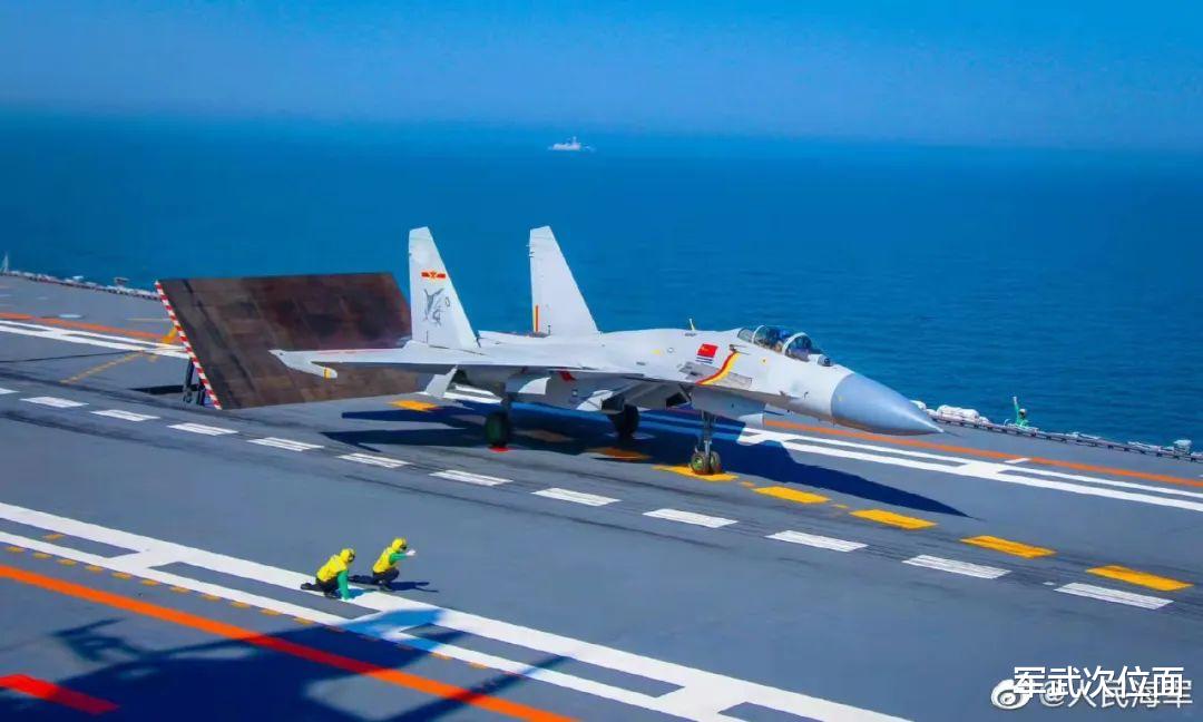 中国3艘航母在手！空军和海军的差距拉大，海航这是要分家了？