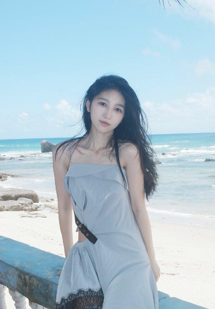 |美女五颗桃子分享自己的旅游美照，好美啊