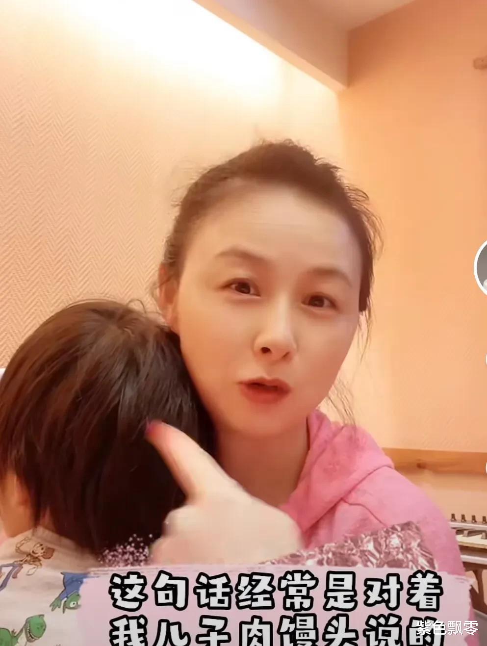 主持人|东方卫视主持人，都给自己的孩子起的什么小名呢？比比哪个最可爱