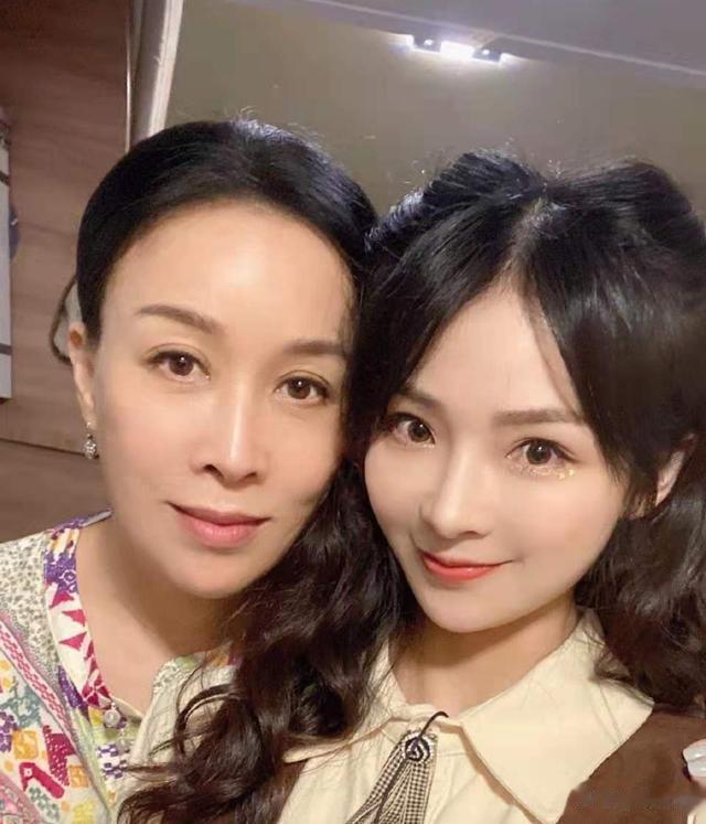 那英|那英：摸爬滚打过后依旧鲜活充满热情