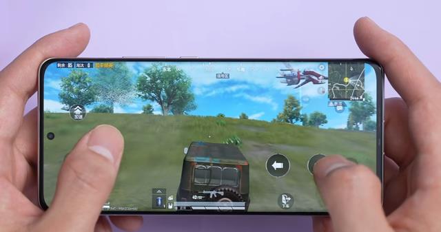 程序员|小米12s还没站稳,小米13渲染图已曝光,雷军持续冲击高端