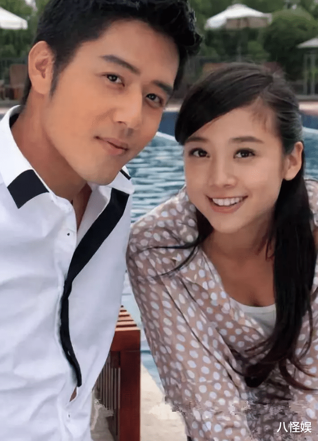 陈庭妮|陈庭妮晒与胡宇威合照宣布订婚,手上钻戒抢眼,俩人贴脸相拥好甜