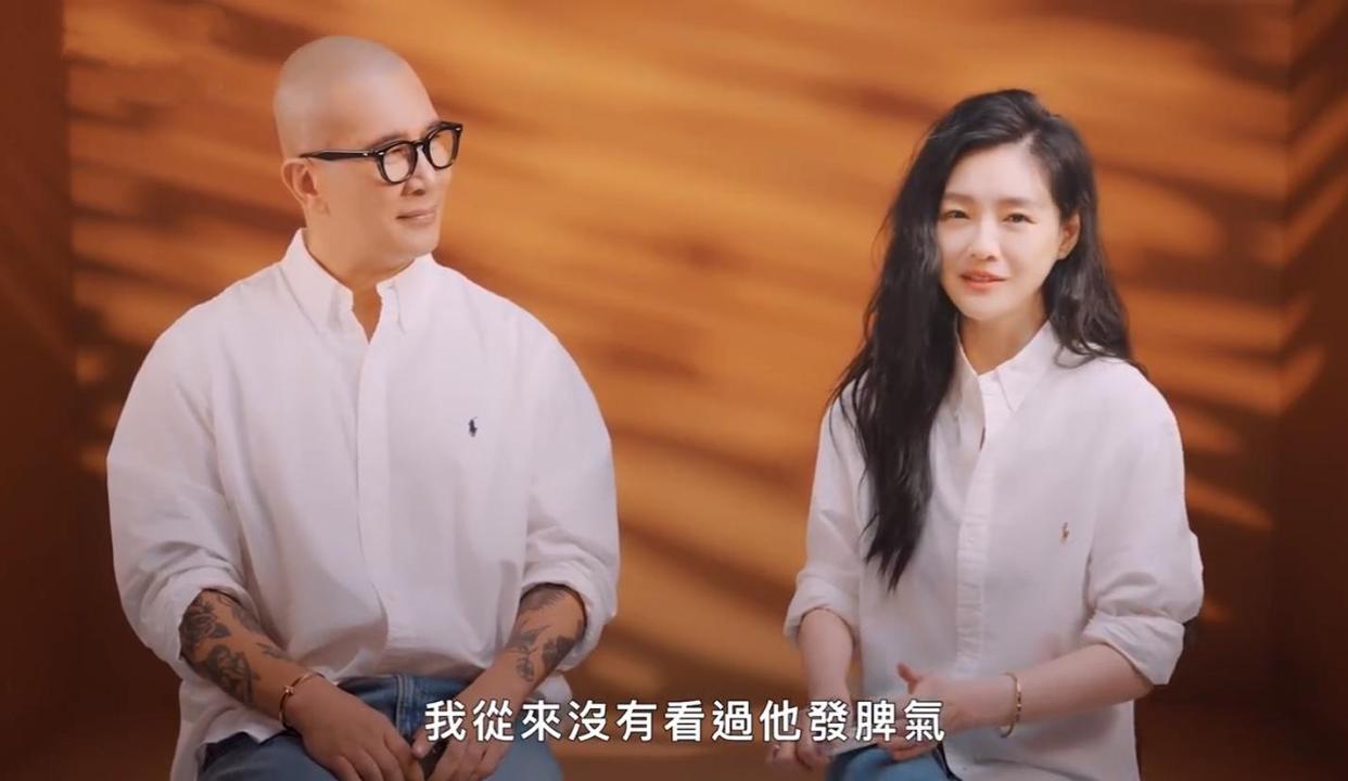 大S|大S满脸幸福藏不住,大S具俊晔婚后首合体现身,穿情侣装超恩爱