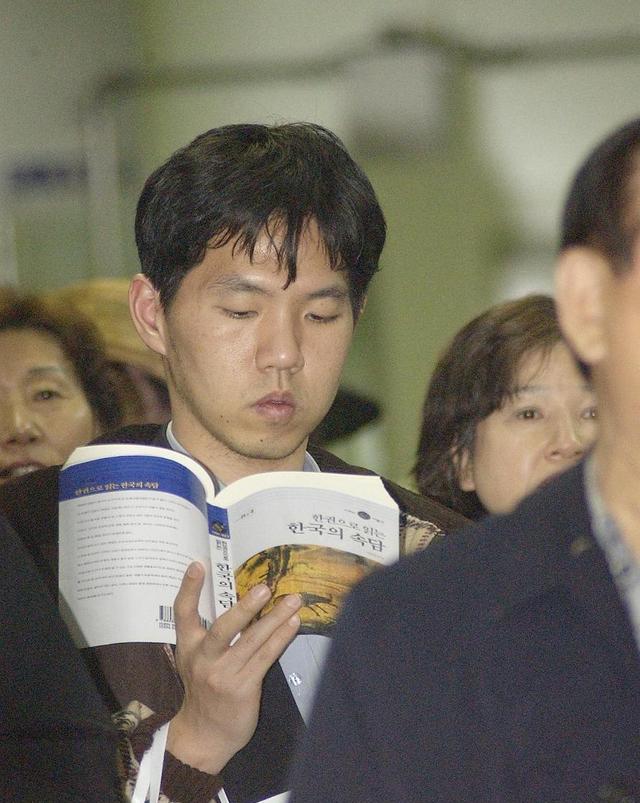 申真谞|自我感觉良好！韩国棋院，会不会劝申真谞九段放弃团体赛？