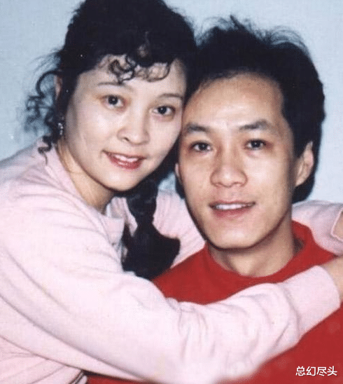 冯远征|2003年,冯远征来东北拍戏,一位大姐上来就是2巴掌!