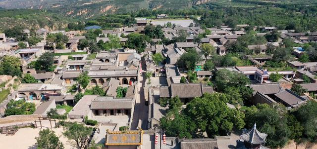 山西省|中国琉璃之乡在哪？就是山西古迹遍地的小县，还藏着中国星象第一村