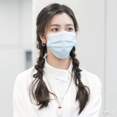 编发 夏日的氛围感 都被杨幂和Jennie的同款编发拿捏了！