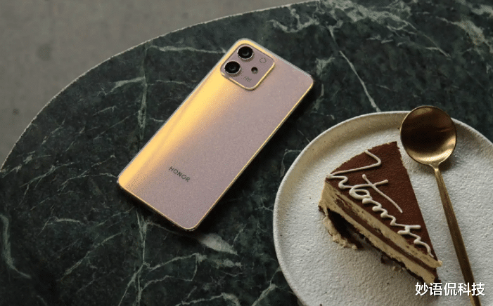 荣耀play|荣耀新机再次斩获首销冠军，6nm+10G运存，1599元的定价真的香