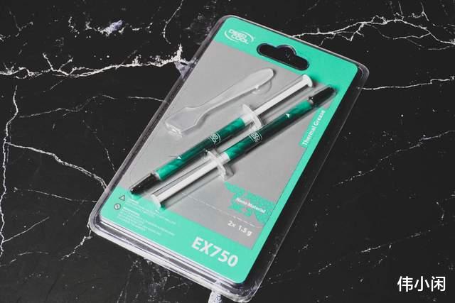 Linux|装机三大件不换，也能打造白色电脑环境，这个方案不错