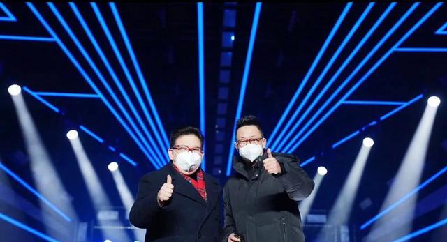 王汝刚|王汝刚推徒弟继任，曹可凡推弟子主持，网友调侃能力不够师傅凑