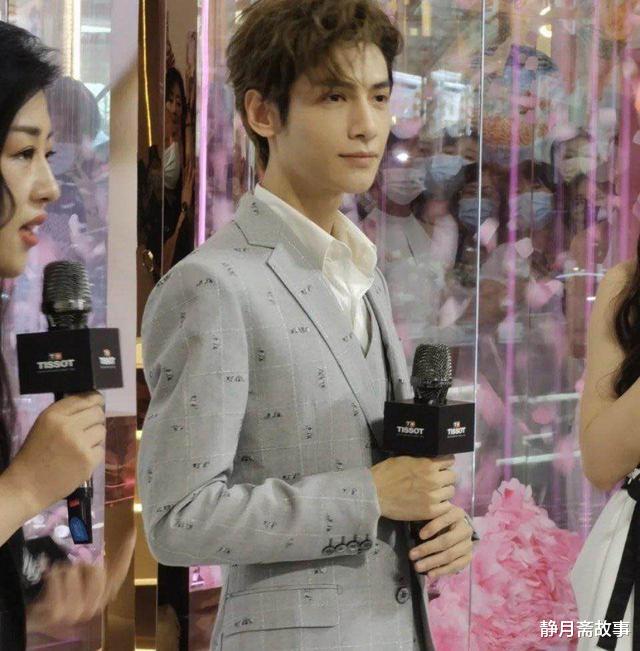 穿衣搭配 不懂就问,男明星像罗云熙这么“瘦”,真的好看吗?