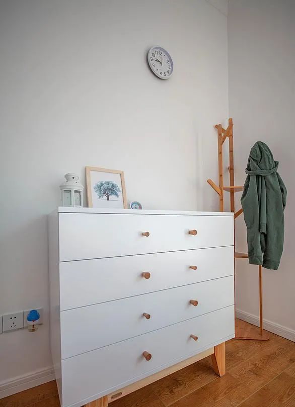 125平新房装修花8万,客厅的阳台改成餐厅,现在已经入住