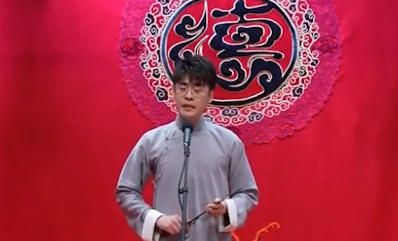 德云社|德云社向主流靠拢?郭氏夫妇编鼓曲抗击疫情,他们也觉得捐款俗?