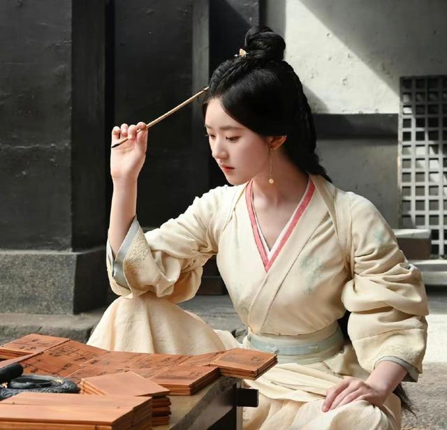 萧元漪|星汉灿烂：看到阿妙被折辱几个时辰，才懂萧元漪对少商的爱有多深