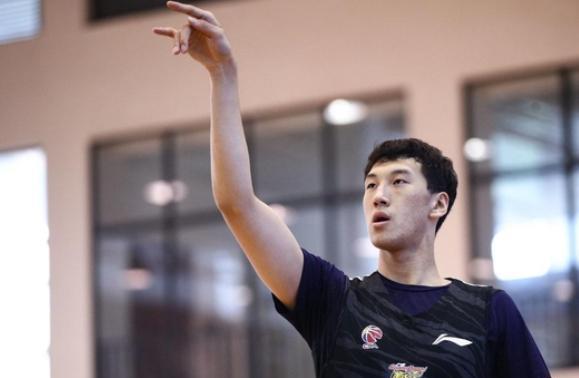 杜锋|广东宏远正式开练！赵睿状态火热，杜锋不留情面，全力冲击前四