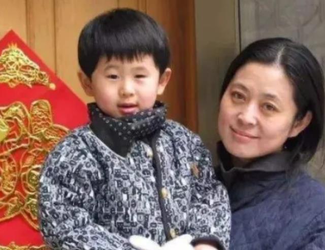 倪萍|接地气的6位星二代:诺一的旧衣服给妹妹穿,倪萍儿子每顿饭25元