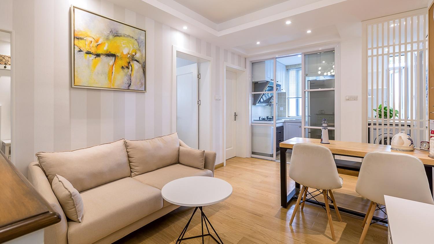 56㎡老学区房，仅花5万改造，没想到这么实用，颜值又高